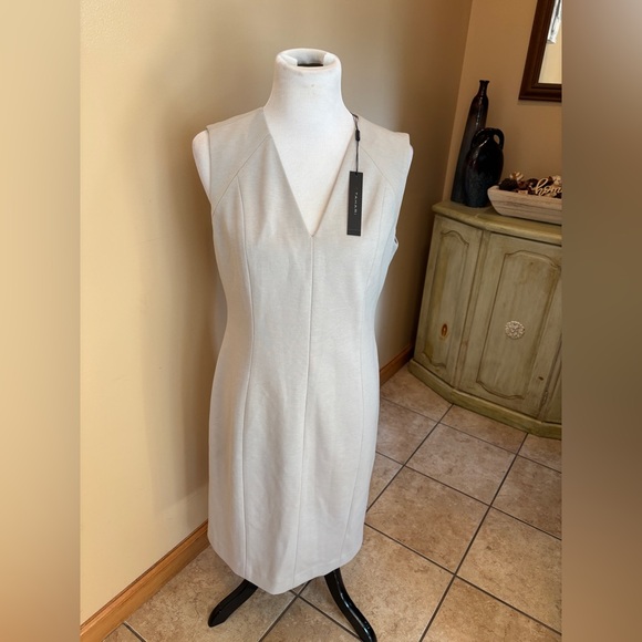 Tahari Susan Dress V-Neck Midi Sheath Gray Hazelnut Size 10 New with Tags - Picture 1 of 8